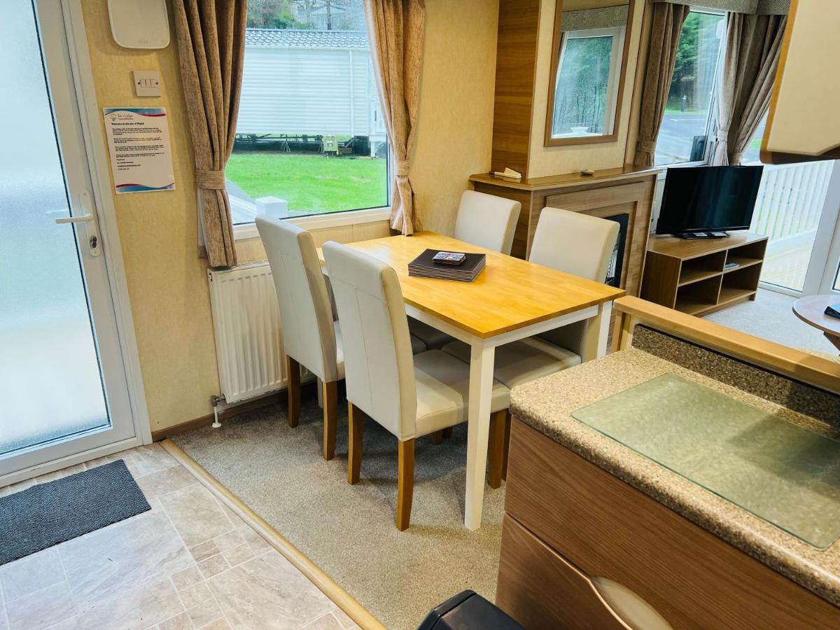 2 Bedroom Caravan Lg13, Shanklin, Isle Of Wight 외부 사진
