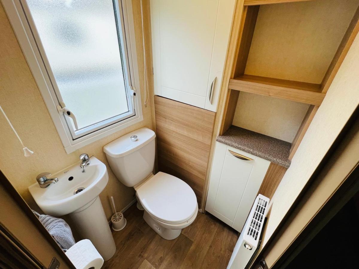 2 Bedroom Caravan Lg13, Shanklin, Isle Of Wight 외부 사진