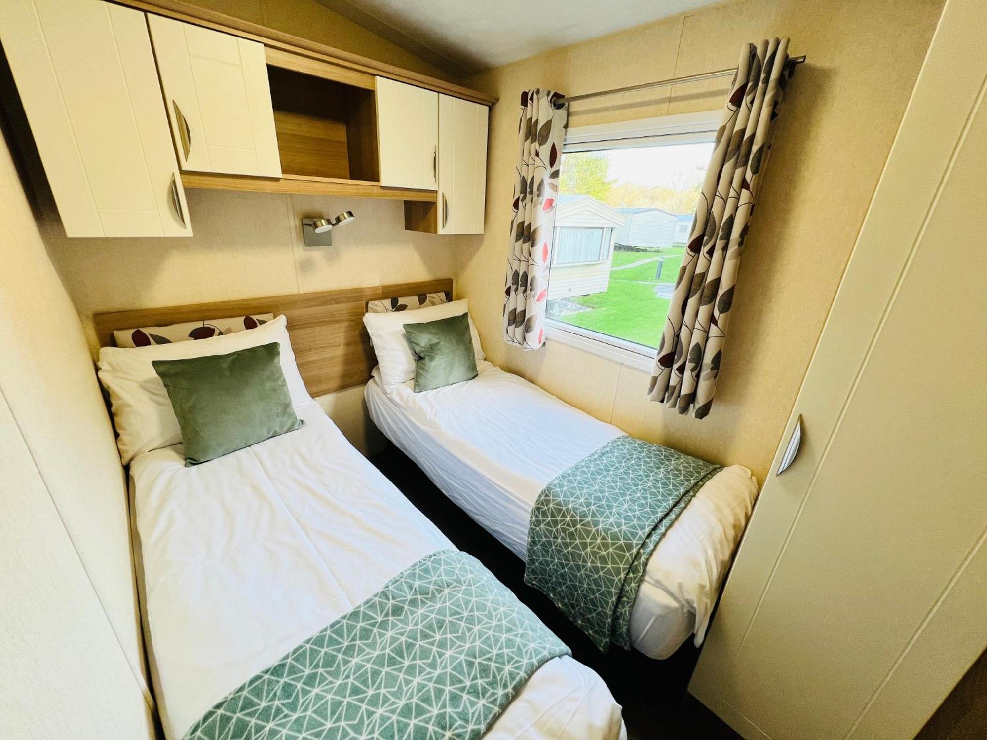 2 Bedroom Caravan Lg13, Shanklin, Isle Of Wight 외부 사진